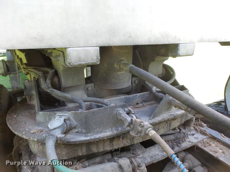 image for item DA6426 2010 Mate end dump trailer