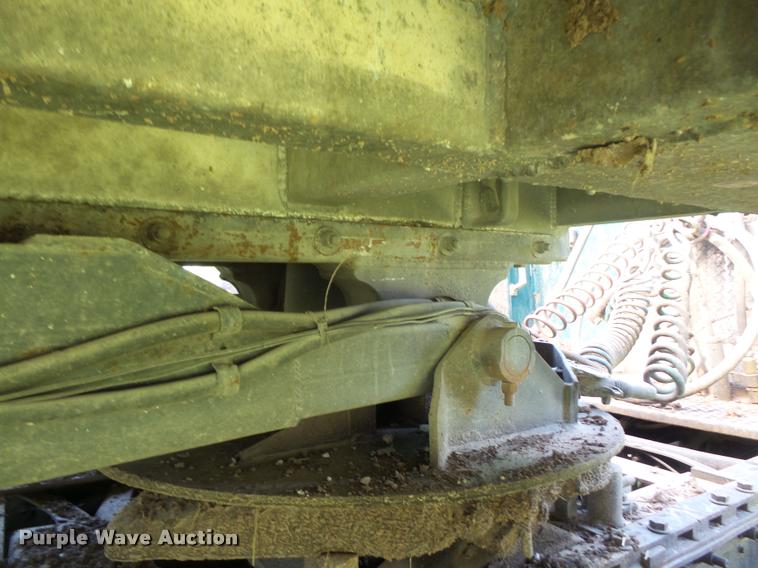 image for item DA6426 2010 Mate end dump trailer