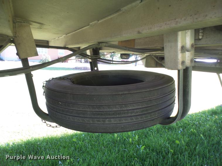 image for item DA6426 2010 Mate end dump trailer