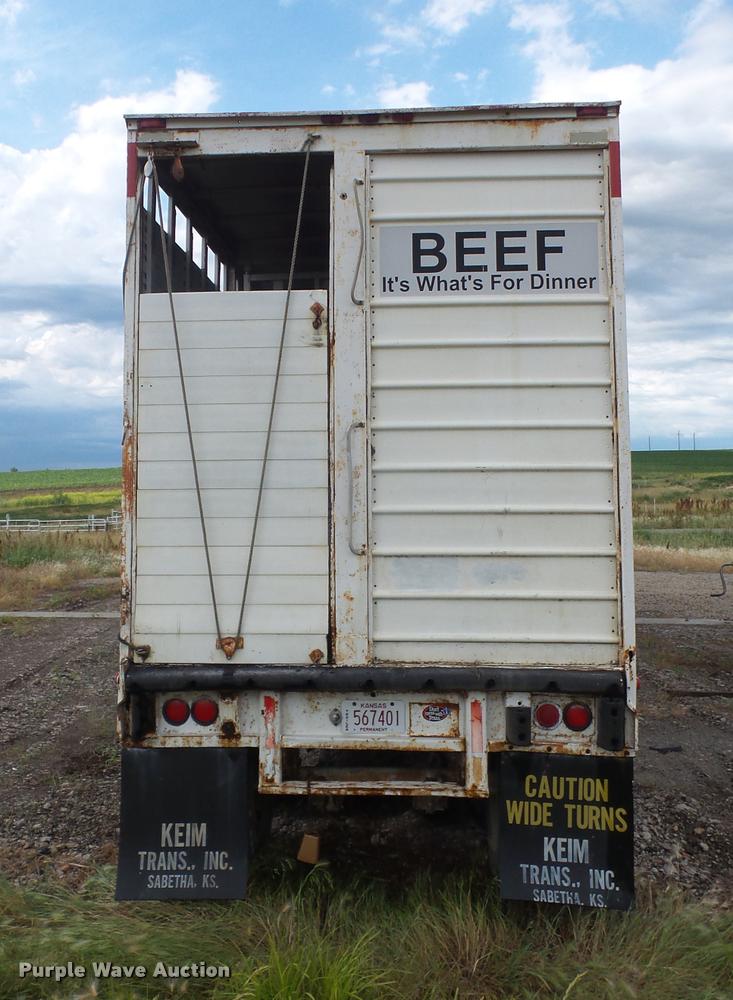 image for item DA6437 1976 American livestock trailer