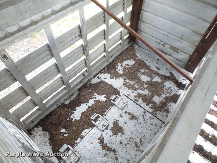 image for item DA6437 1976 American livestock trailer