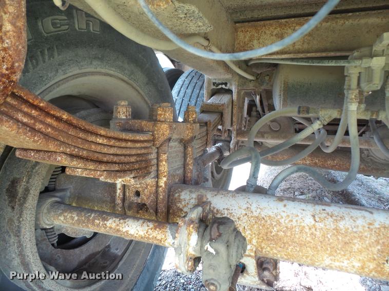 image for item DA6437 1976 American livestock trailer