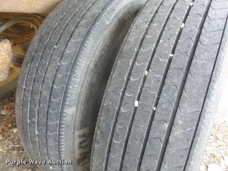 image for item DA6437 1976 American livestock trailer