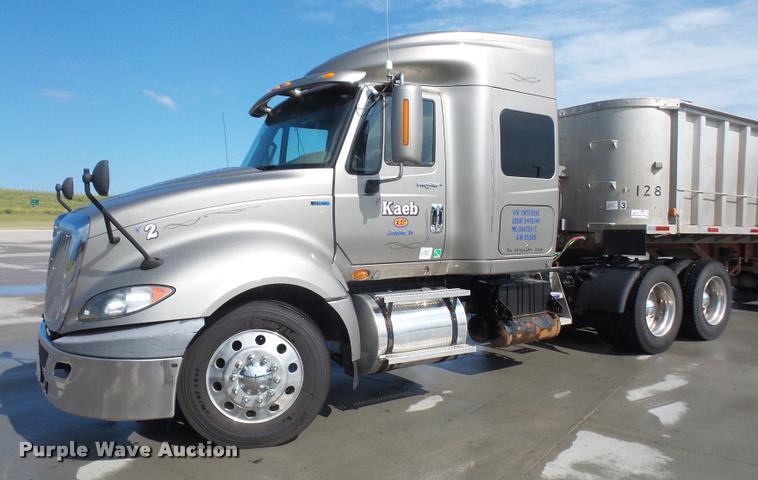 image for item DA6439 2012 International ProStar semi truck