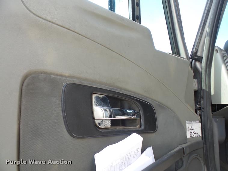 image for item DA6439 2012 International ProStar semi truck