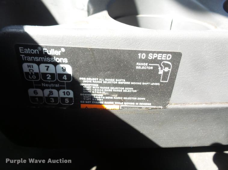 image for item DA6439 2012 International ProStar semi truck