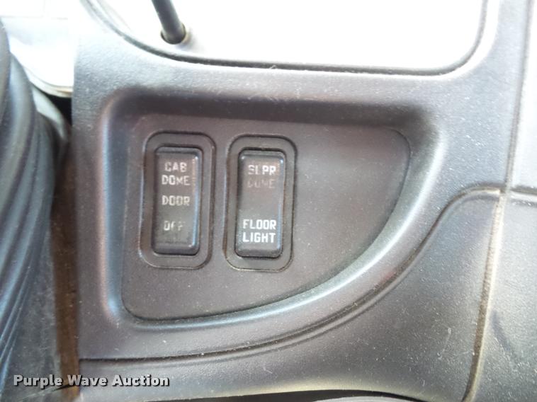 image for item DA6439 2012 International ProStar semi truck