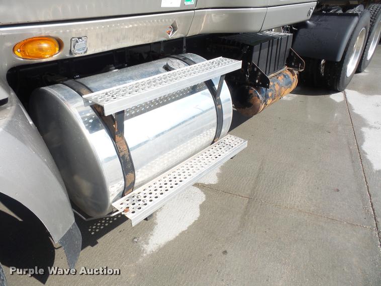 image for item DA6439 2012 International ProStar semi truck