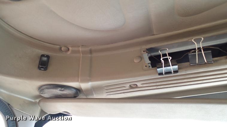 image for item DA6771 2005 International 9200i semi truck