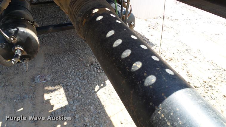 image for item DA6771 2005 International 9200i semi truck