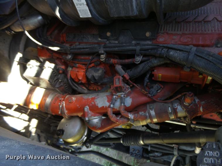 image for item DB2624 2009 Kenworth T660 semi truck