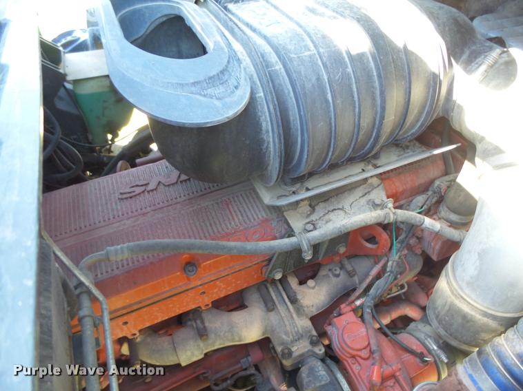 image for item DB2624 2009 Kenworth T660 semi truck