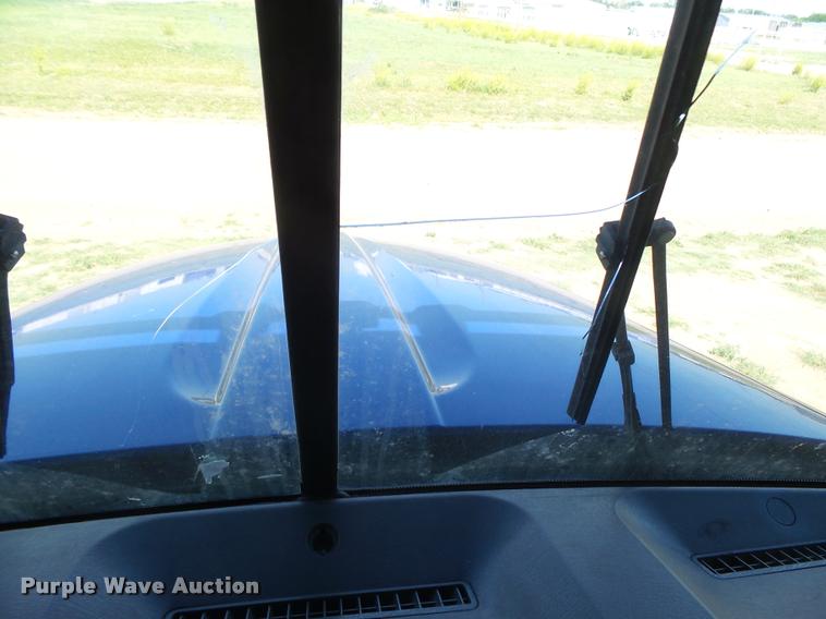 image for item DB2624 2009 Kenworth T660 semi truck