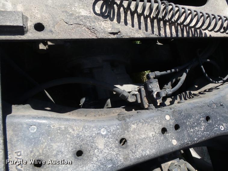 image for item DB2624 2009 Kenworth T660 semi truck