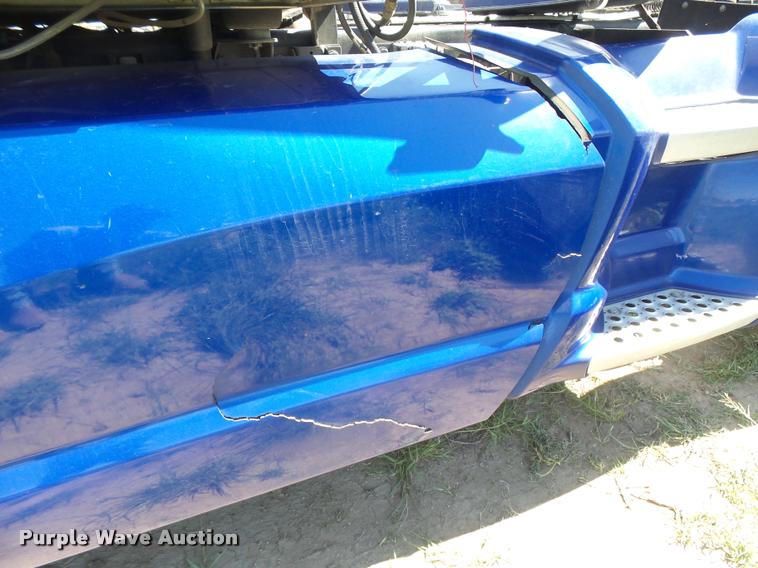 image for item DB2624 2009 Kenworth T660 semi truck