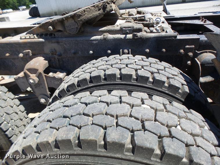 image for item DB5757 1990 Kenworth T400 semi truck