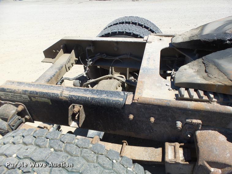 image for item DB5757 1990 Kenworth T400 semi truck