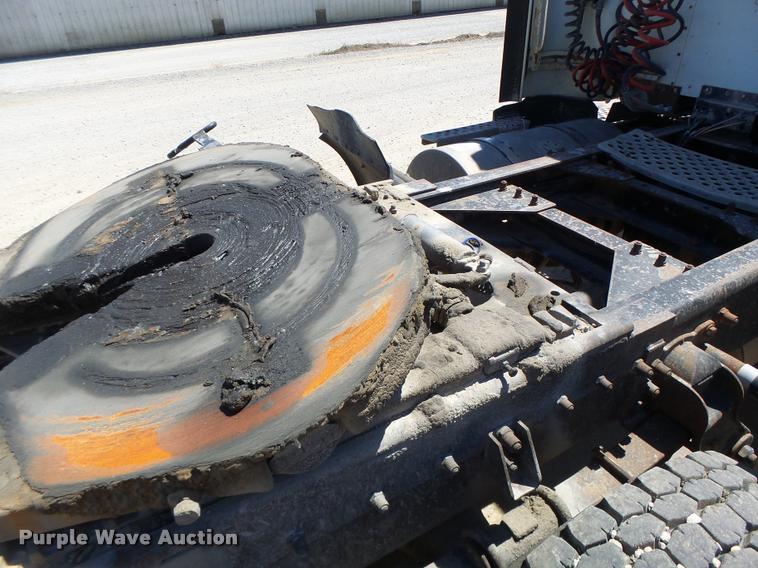 image for item DB5757 1990 Kenworth T400 semi truck