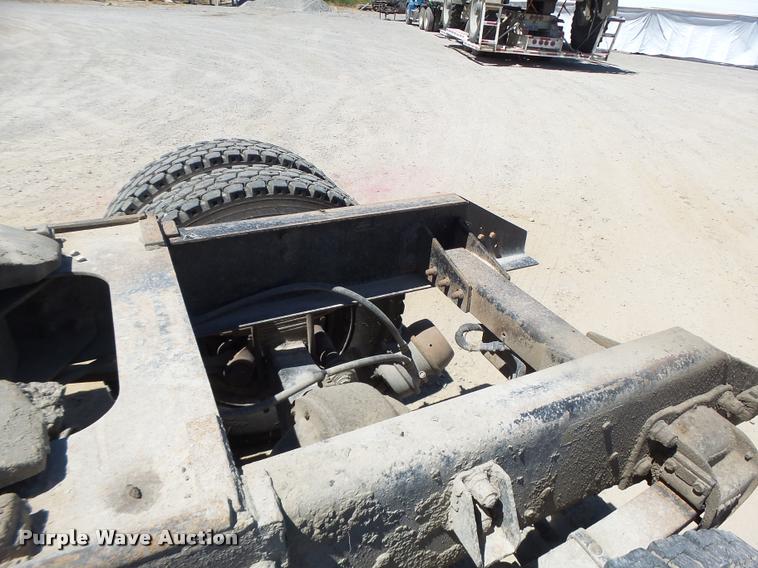 image for item DB5757 1990 Kenworth T400 semi truck