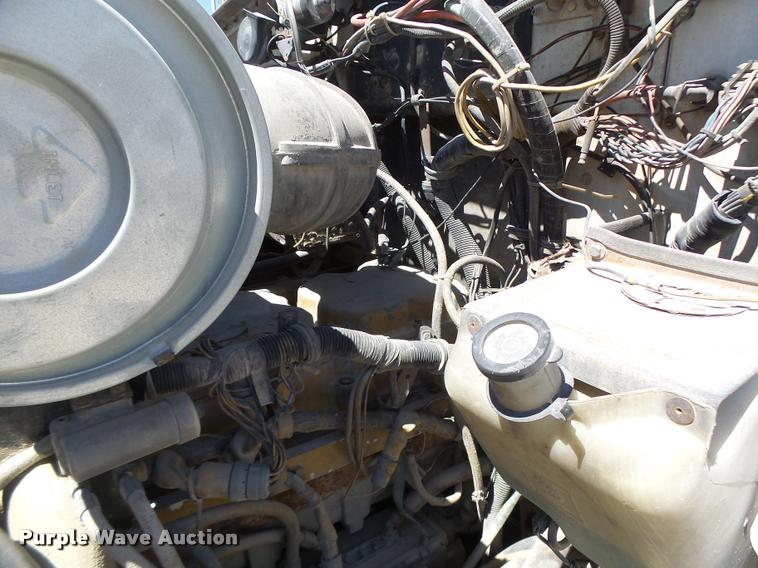 image for item DB5757 1990 Kenworth T400 semi truck