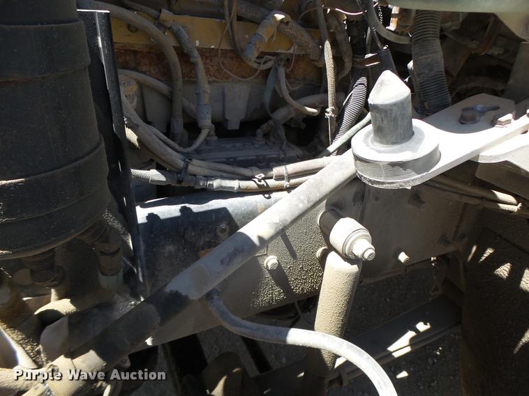 image for item DB5757 1990 Kenworth T400 semi truck