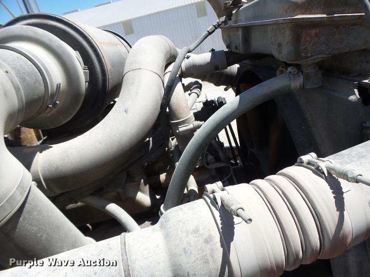 image for item DB5757 1990 Kenworth T400 semi truck