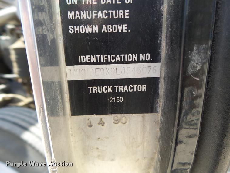 image for item DB5757 1990 Kenworth T400 semi truck