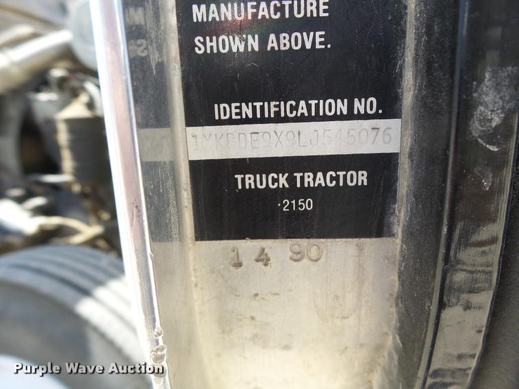 image for item DB5757 1990 Kenworth T400 semi truck