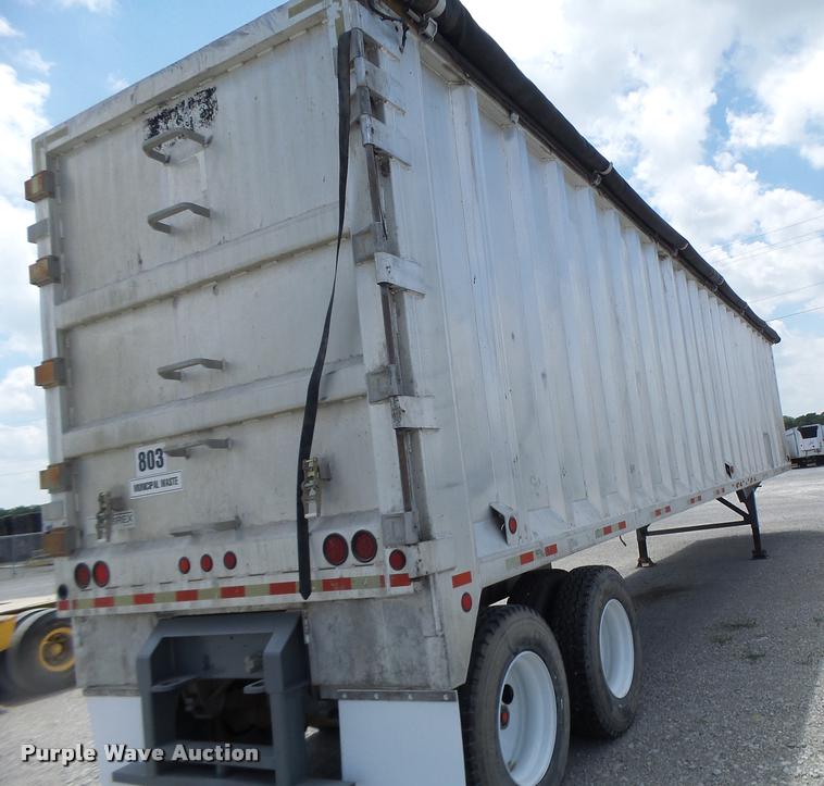 image for item DB5767 2002 Manac 38245130 walking floor trailer