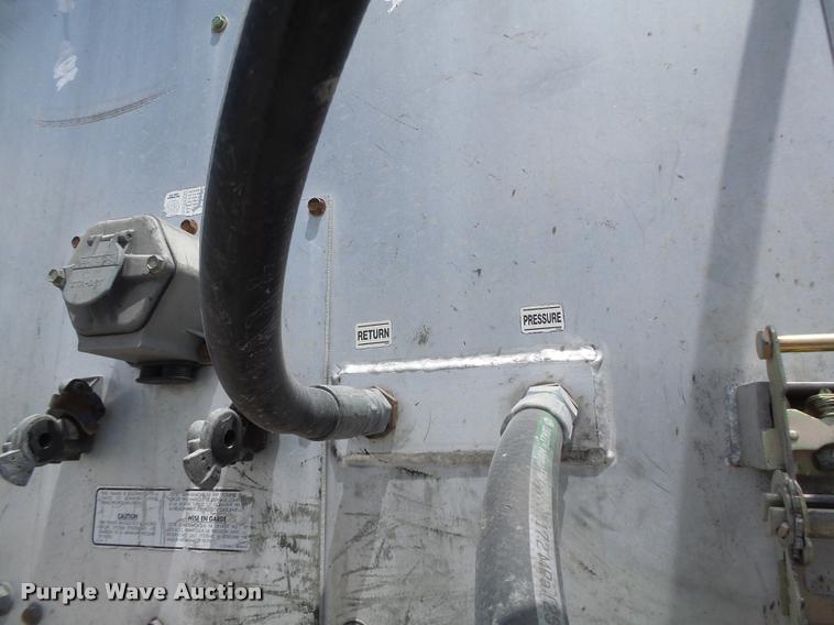 image for item DB5767 2002 Manac 38245130 walking floor trailer