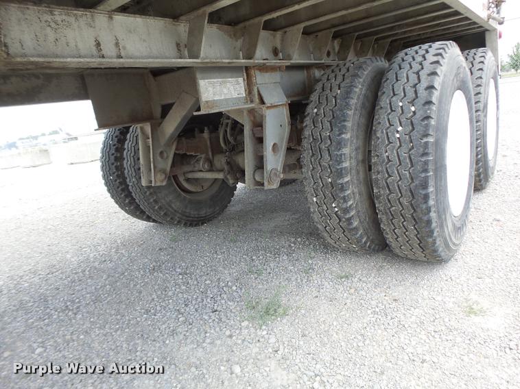 image for item DB5767 2002 Manac 38245130 walking floor trailer