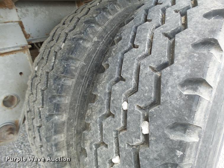 image for item DB5767 2002 Manac 38245130 walking floor trailer