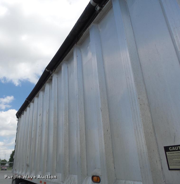 image for item DB5767 2002 Manac 38245130 walking floor trailer