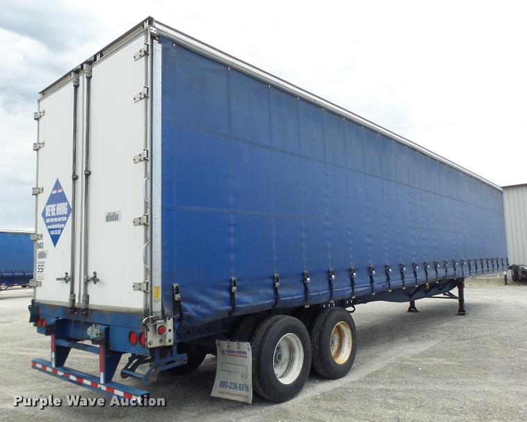 image for item DB5776 2002 Utility Trailers curtain sided trailer