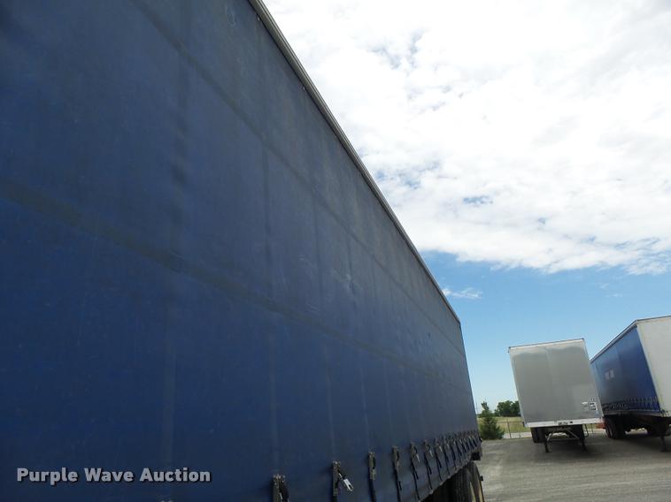 image for item DB5776 2002 Utility Trailers curtain sided trailer