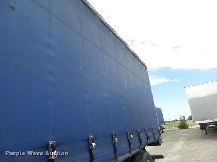 image for item DB5776 2002 Utility Trailers curtain sided trailer