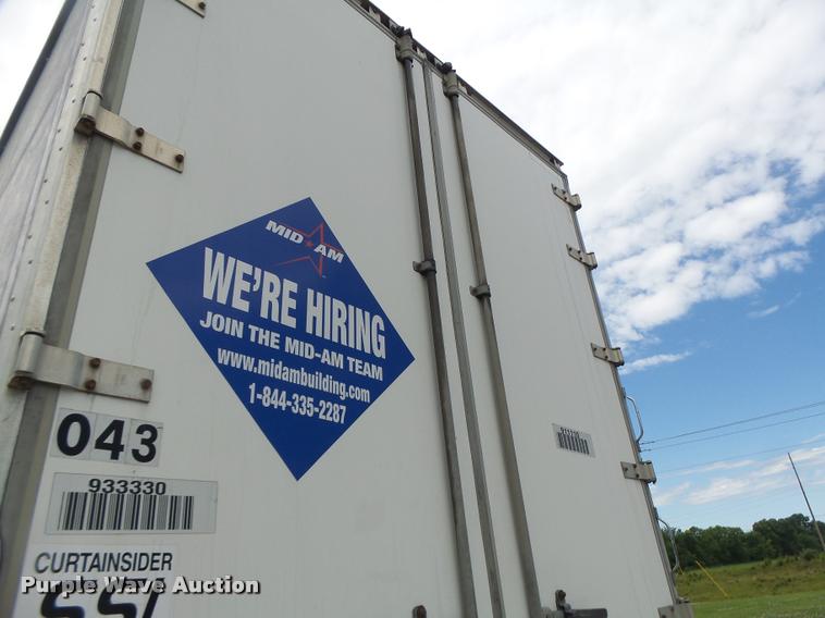 image for item DB5776 2002 Utility Trailers curtain sided trailer