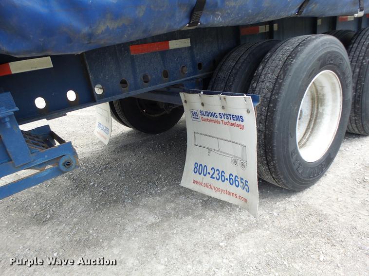 image for item DB5776 2002 Utility Trailers curtain sided trailer