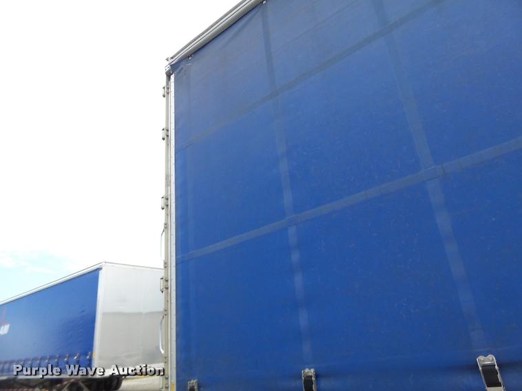 image for item DB5776 2002 Utility Trailers curtain sided trailer