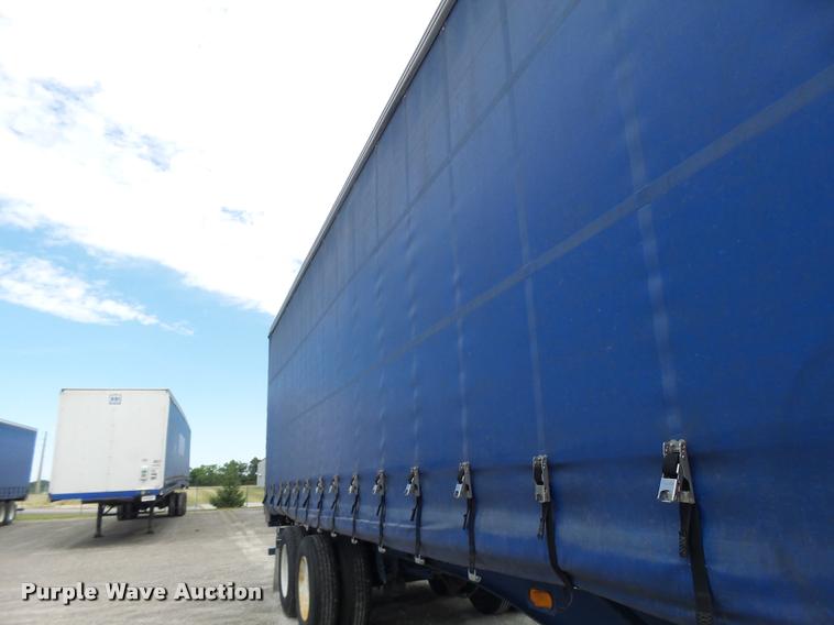 image for item DB5776 2002 Utility Trailers curtain sided trailer