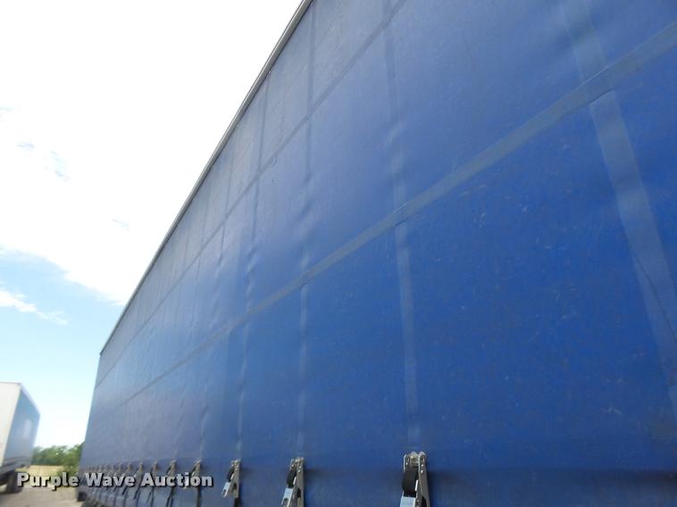 image for item DB5776 2002 Utility Trailers curtain sided trailer