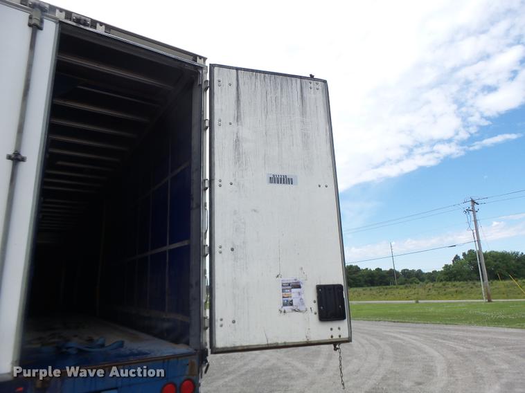 image for item DB5776 2002 Utility Trailers curtain sided trailer