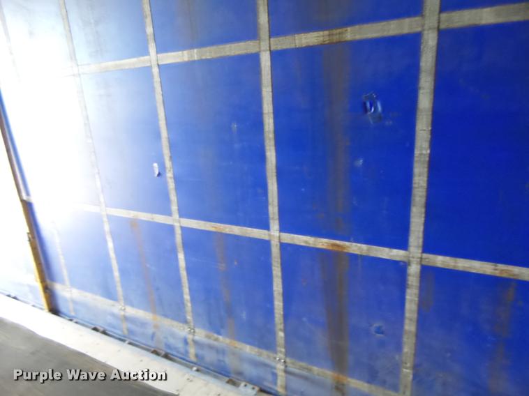 image for item DB5776 2002 Utility Trailers curtain sided trailer