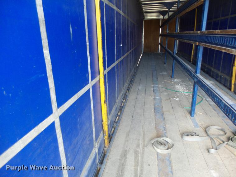 image for item DB5776 2002 Utility Trailers curtain sided trailer