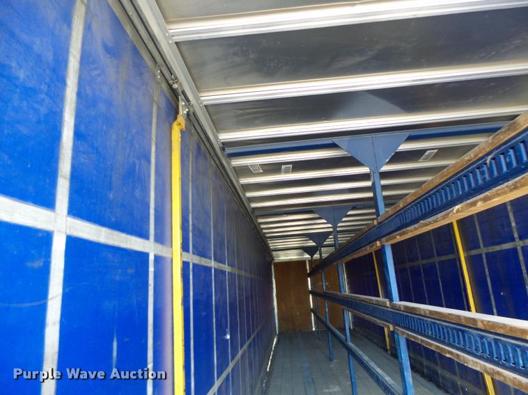 image for item DB5776 2002 Utility Trailers curtain sided trailer