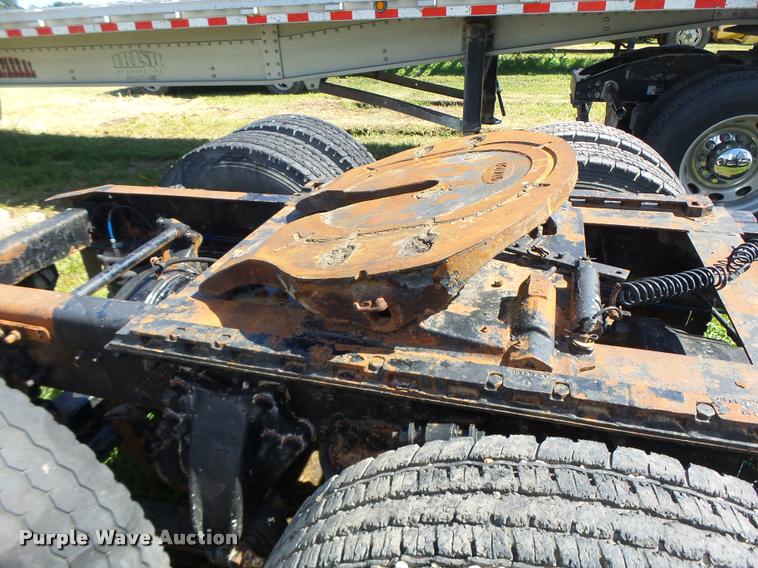 image for item DB5779 1999 Freightliner FLD112 semi truck