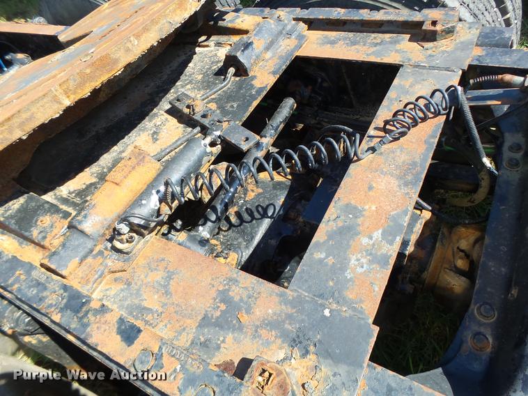 image for item DB5779 1999 Freightliner FLD112 semi truck