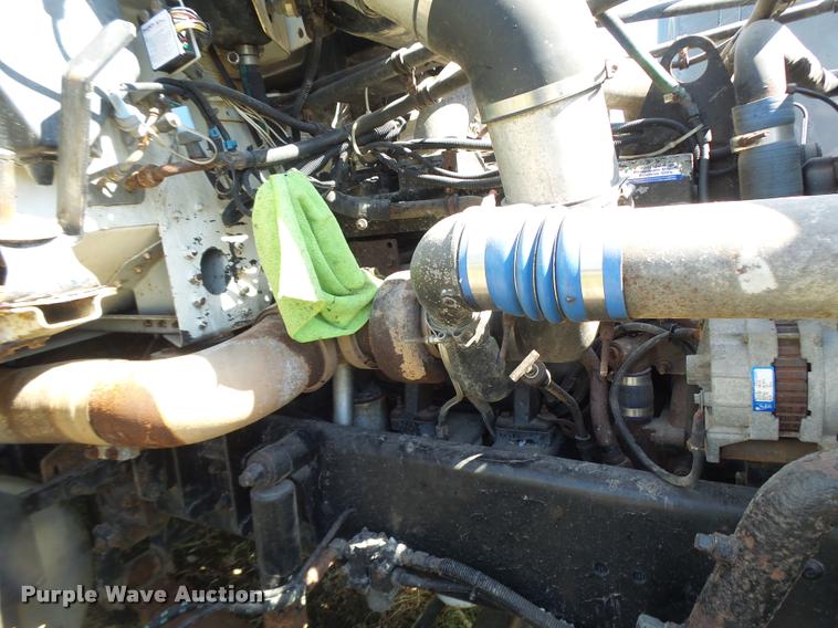 image for item DB5779 1999 Freightliner FLD112 semi truck