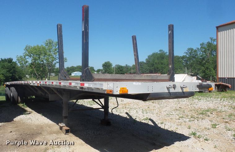 image for item DJ9518 2000 Transcraft flatbed trailer