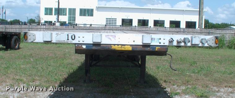 image for item DK9697 1998 Utility flatbed trailer